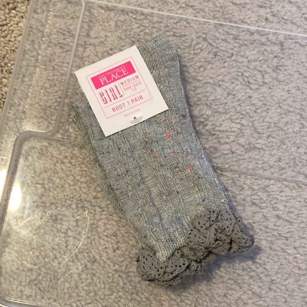 H/T Grey Lace Socks w/ Speckles